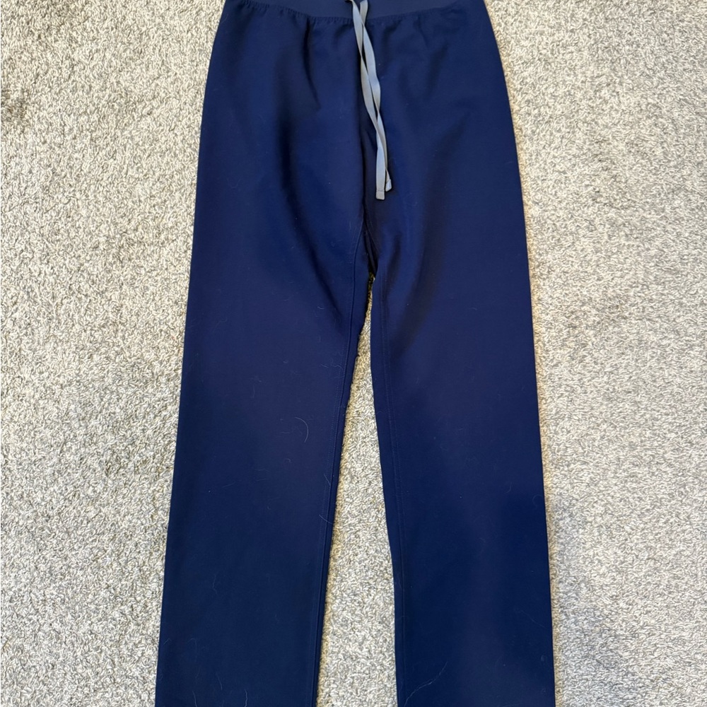 Figs Women's High-Waisted Livingston Scrub Pant - Picture 2 of 4